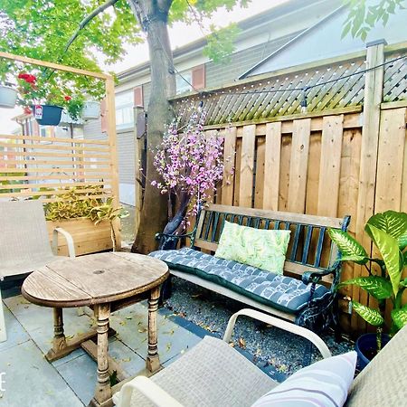 Toronto Bed & Breakfast - Free Parking المظهر الخارجي الصورة