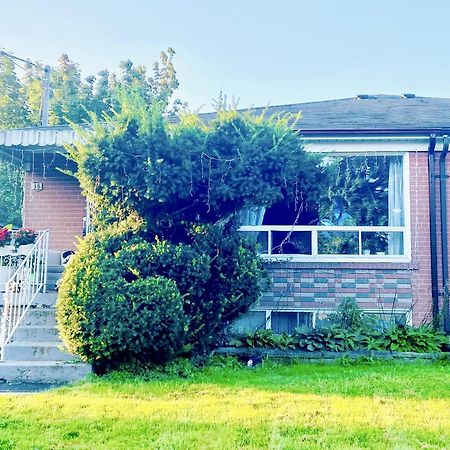 Toronto Bed & Breakfast - Free Parking المظهر الخارجي الصورة