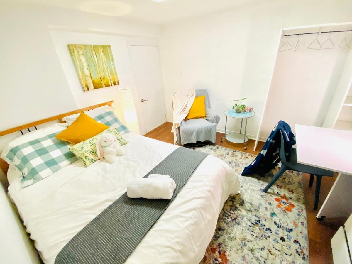 Toronto Bed & Breakfast - Free Parking المظهر الخارجي الصورة